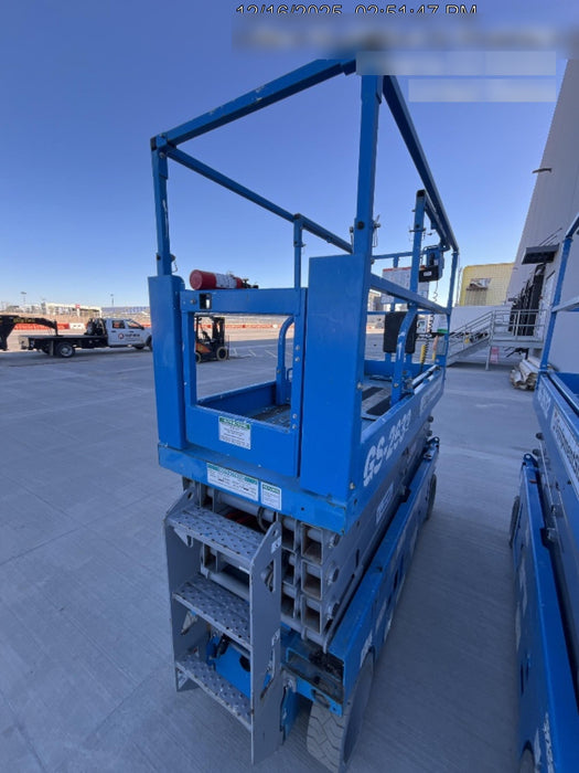 2018 Genie GS-2632 Genie GS-2632 Scissor Lift w/Standard Options