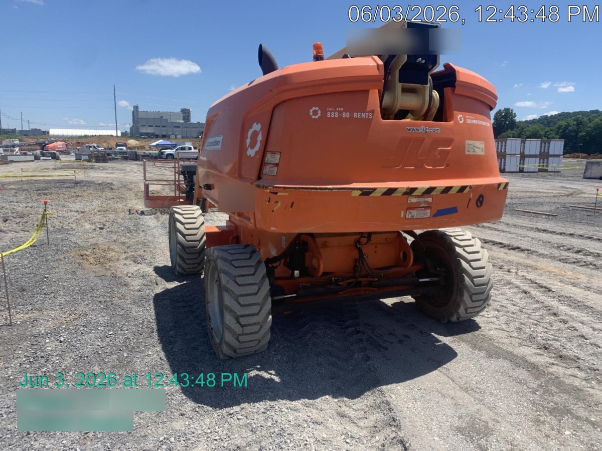 2022 JLG 660SJ