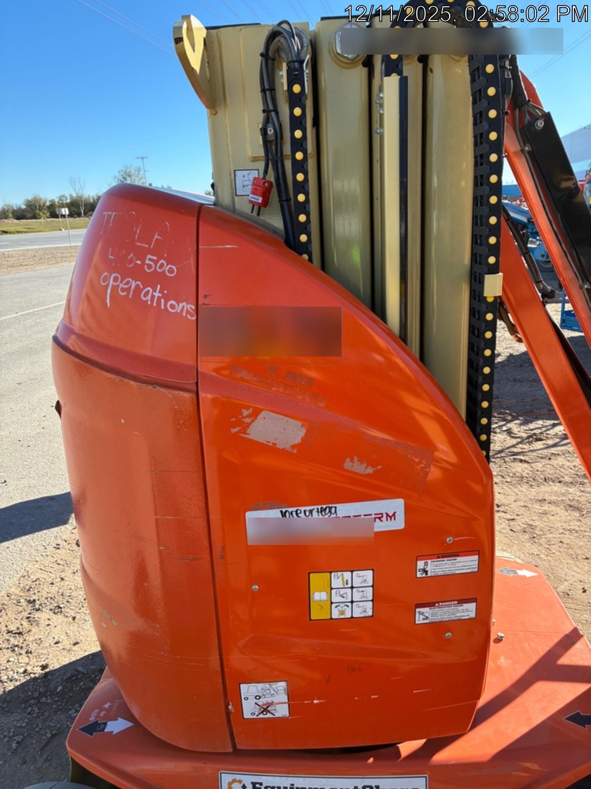 2020 JLG T26E
