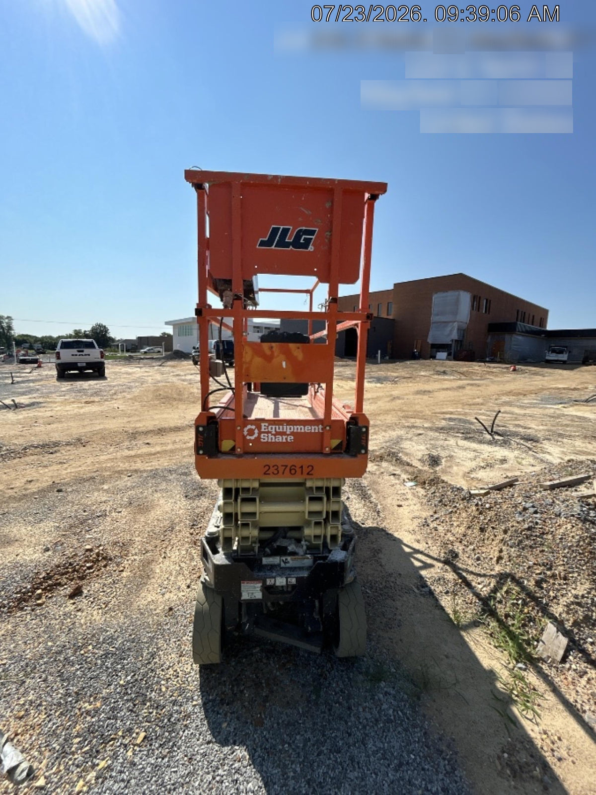 2022 JLG ES2632