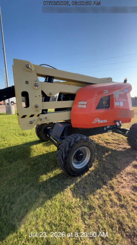2023 JLG 450AJ