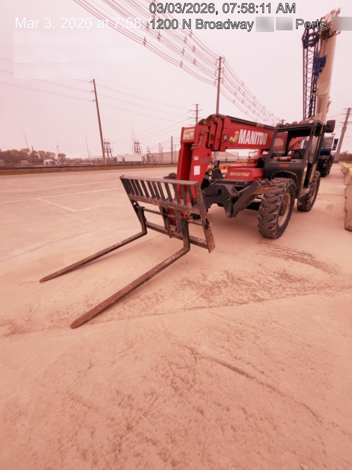 2019 Manitou MTA10055 MTA10055 - 74 HP T4, Canopy, Worklights/Strobe, Beacon, 66" Carriage, 60" Forks, Solid Tires, Lift Hook, Aux Hydraulics