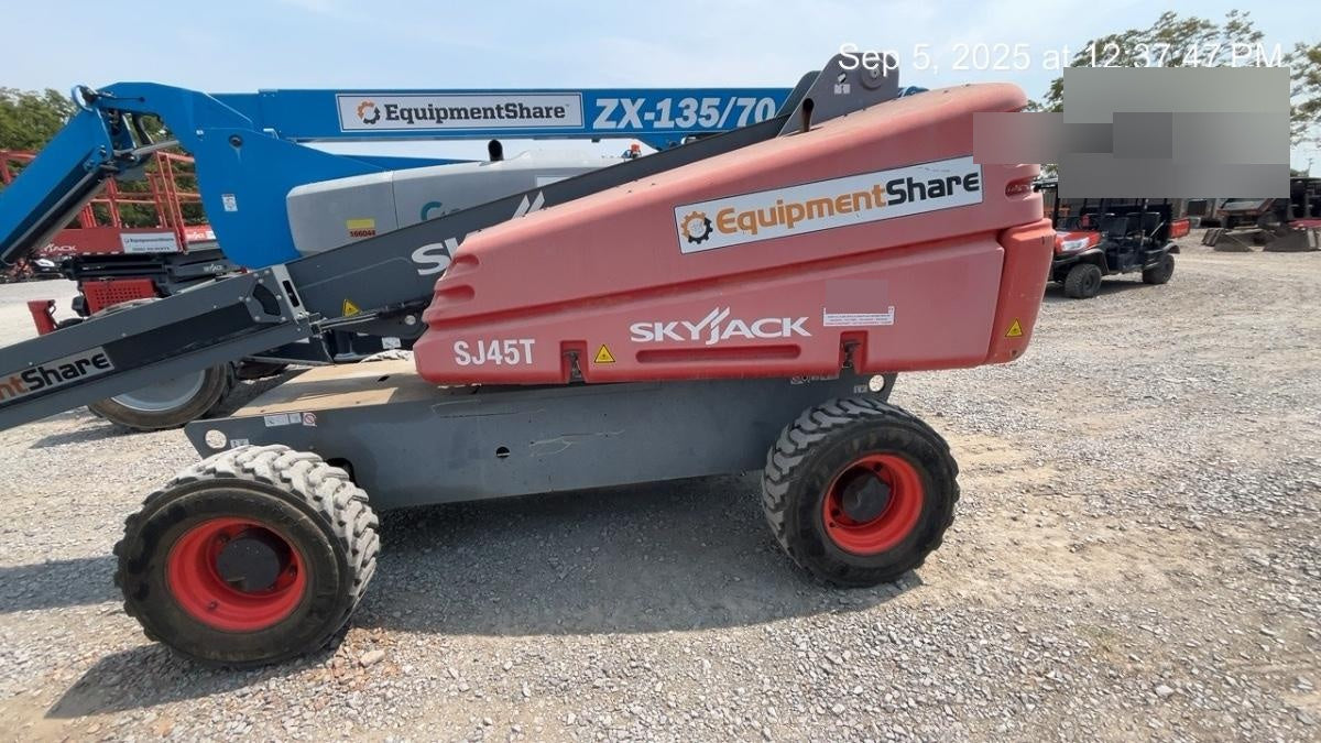 2018 SKYJACK SJ45T+