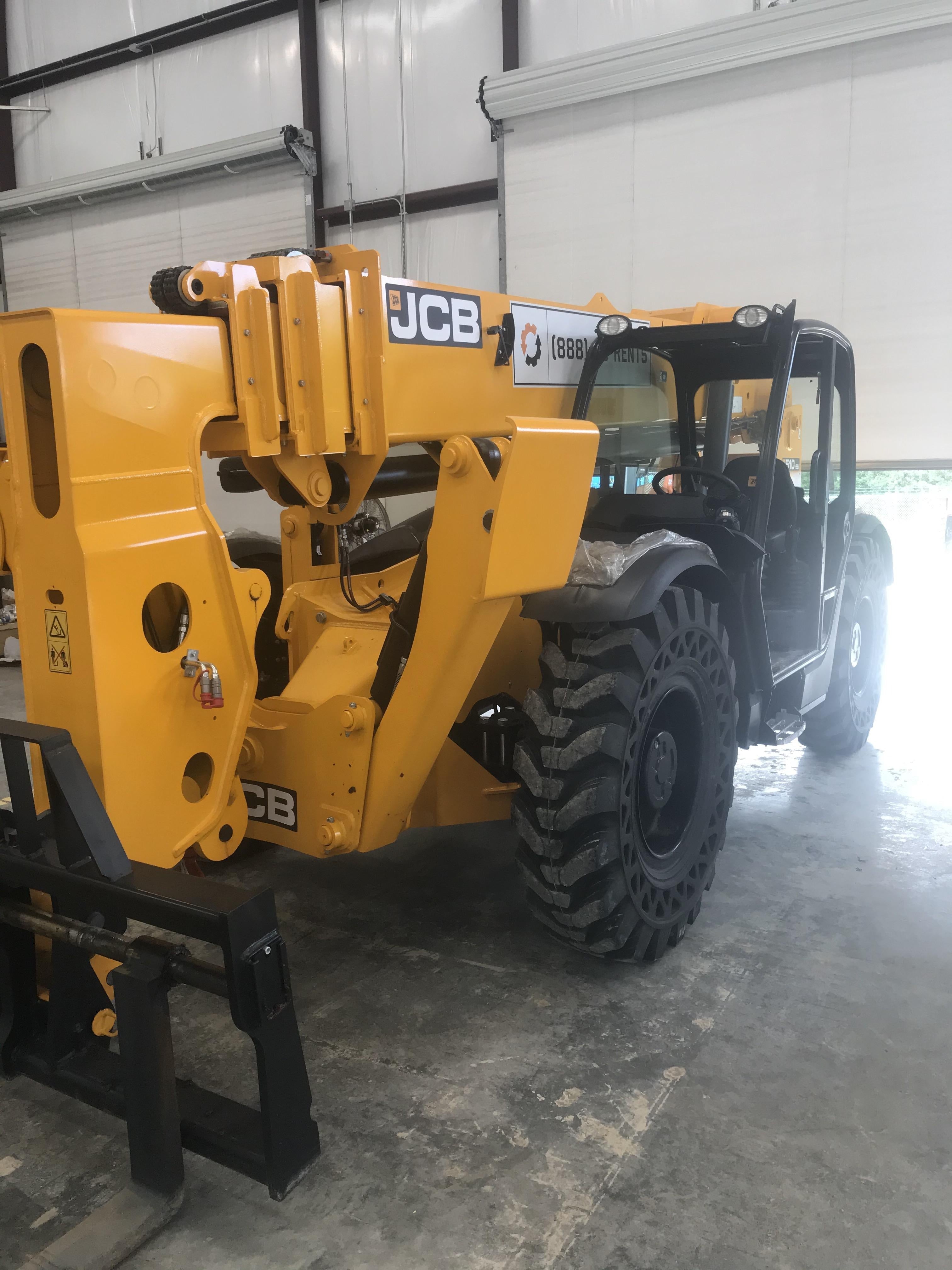 2020 JCB 510-56 Canopy, Solid Tires, Work Lights, Beacon, Aux Hydraulics, Back up Alarm, Lifting Eye, ES Decals