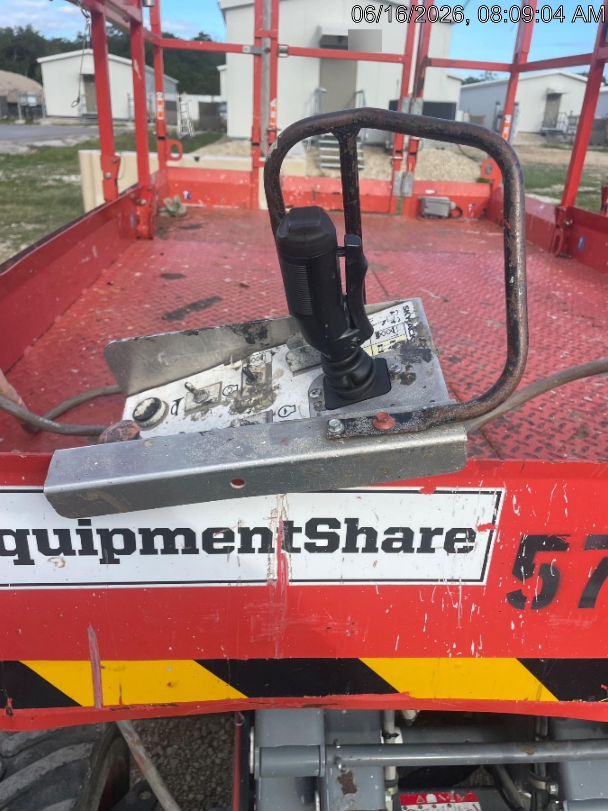 2017 SKYJACK SJ6826 RT