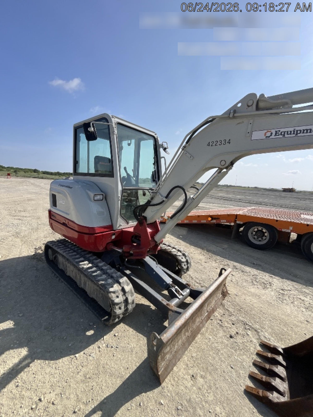 2024 TAKEUCHI TB235-2CR