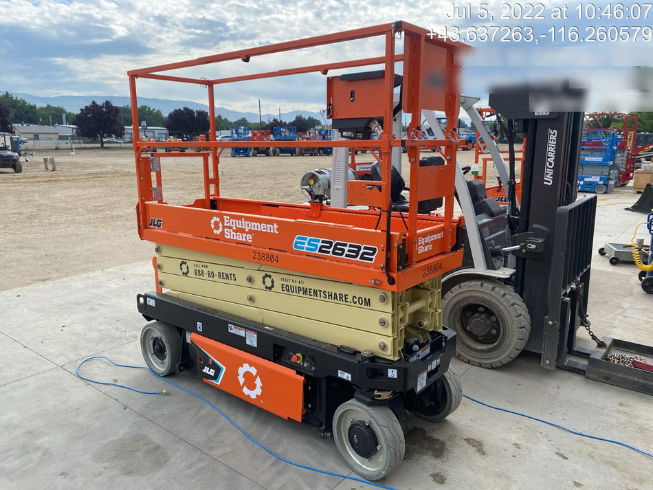 2022 JLG ES2632