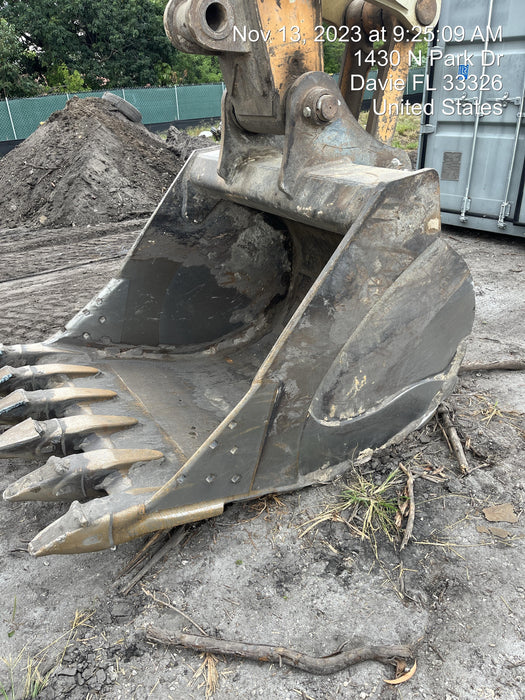 2016 CASE 60" Tooth Bucket - Case