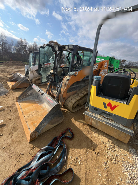 2021 CASE TR270B