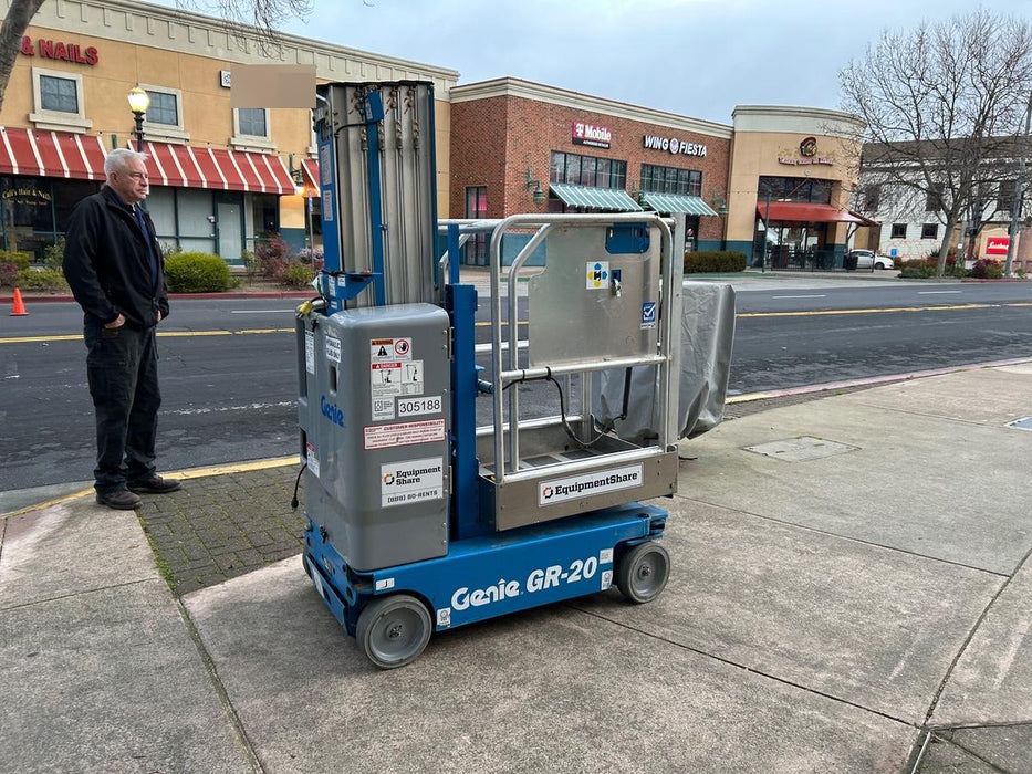 2023 GENIE GR-20
