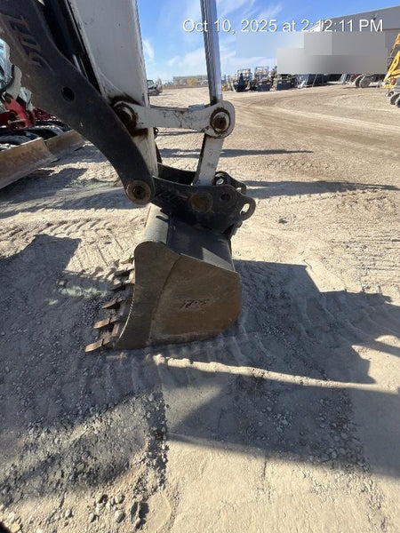 2025 TAKEUCHI 36" Bucket - Takeuchi