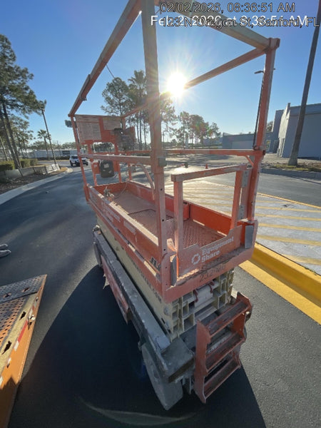 2022 JLG ES2632