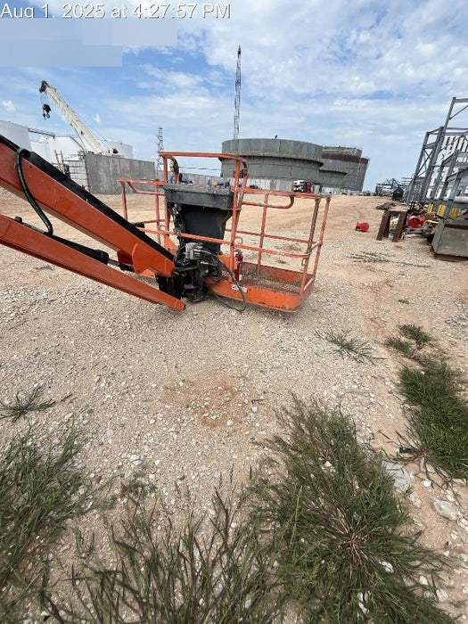 2019 JLG 660SJ