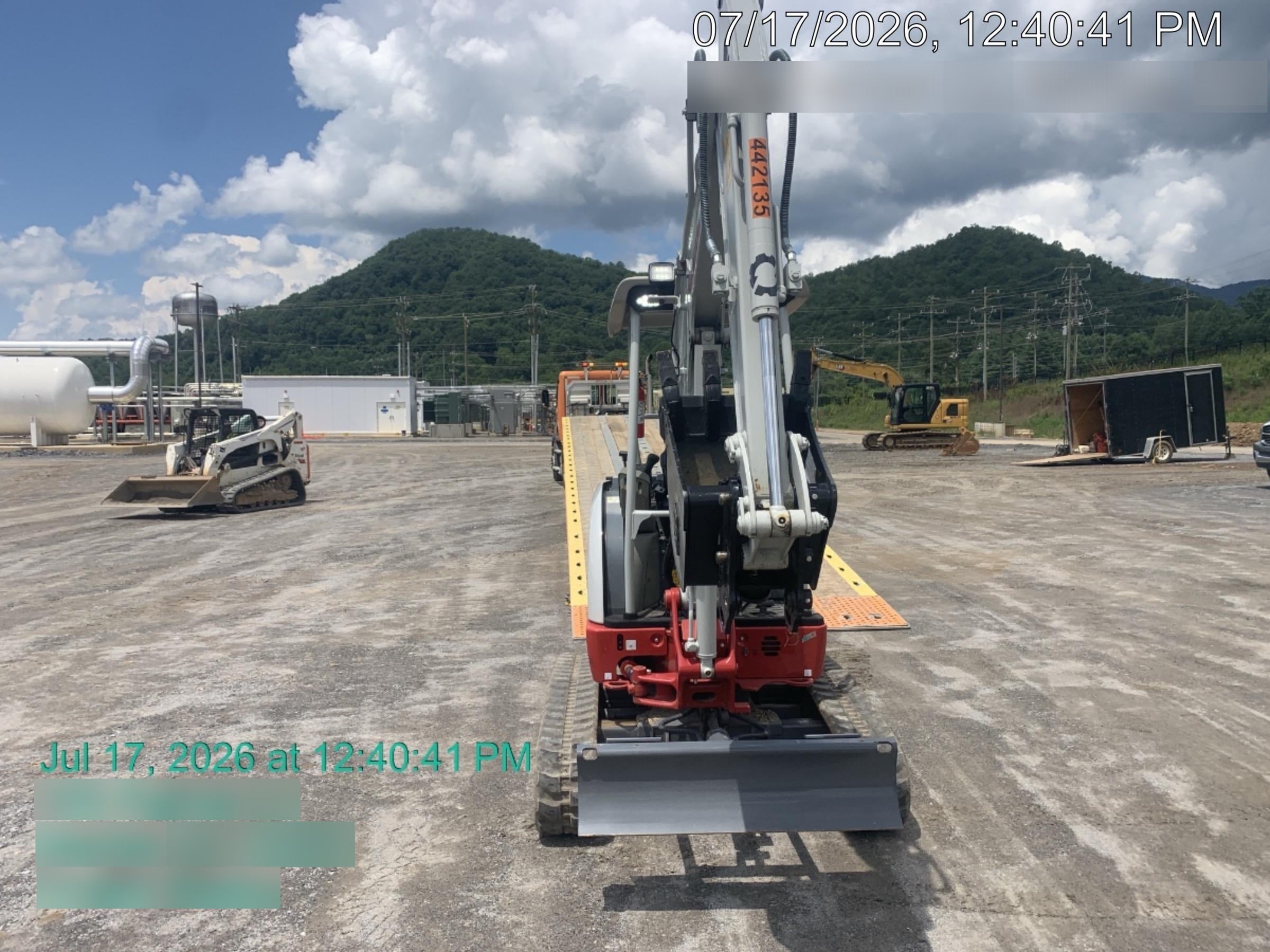 2023 TAKEUCHI TB225R