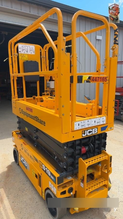 2024 JCB S1932E