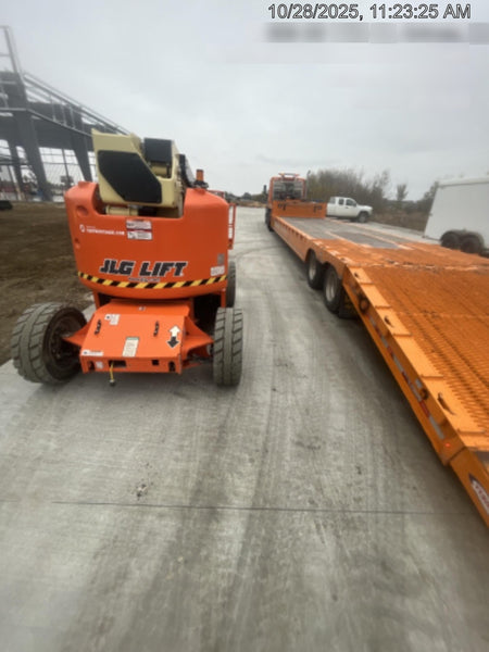2023 JLG E450AJ