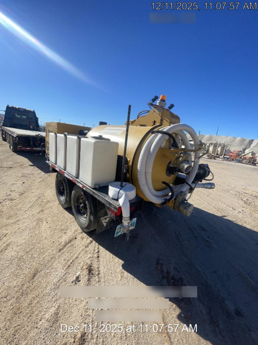 2021 VAC-TRON LP573XDT