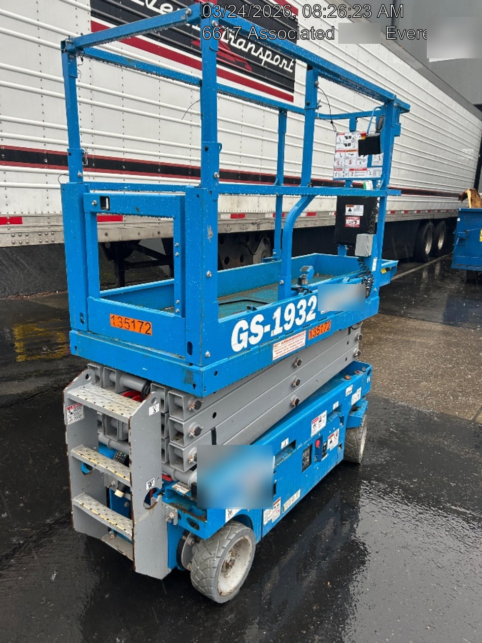 2021 GENIE GS-1932