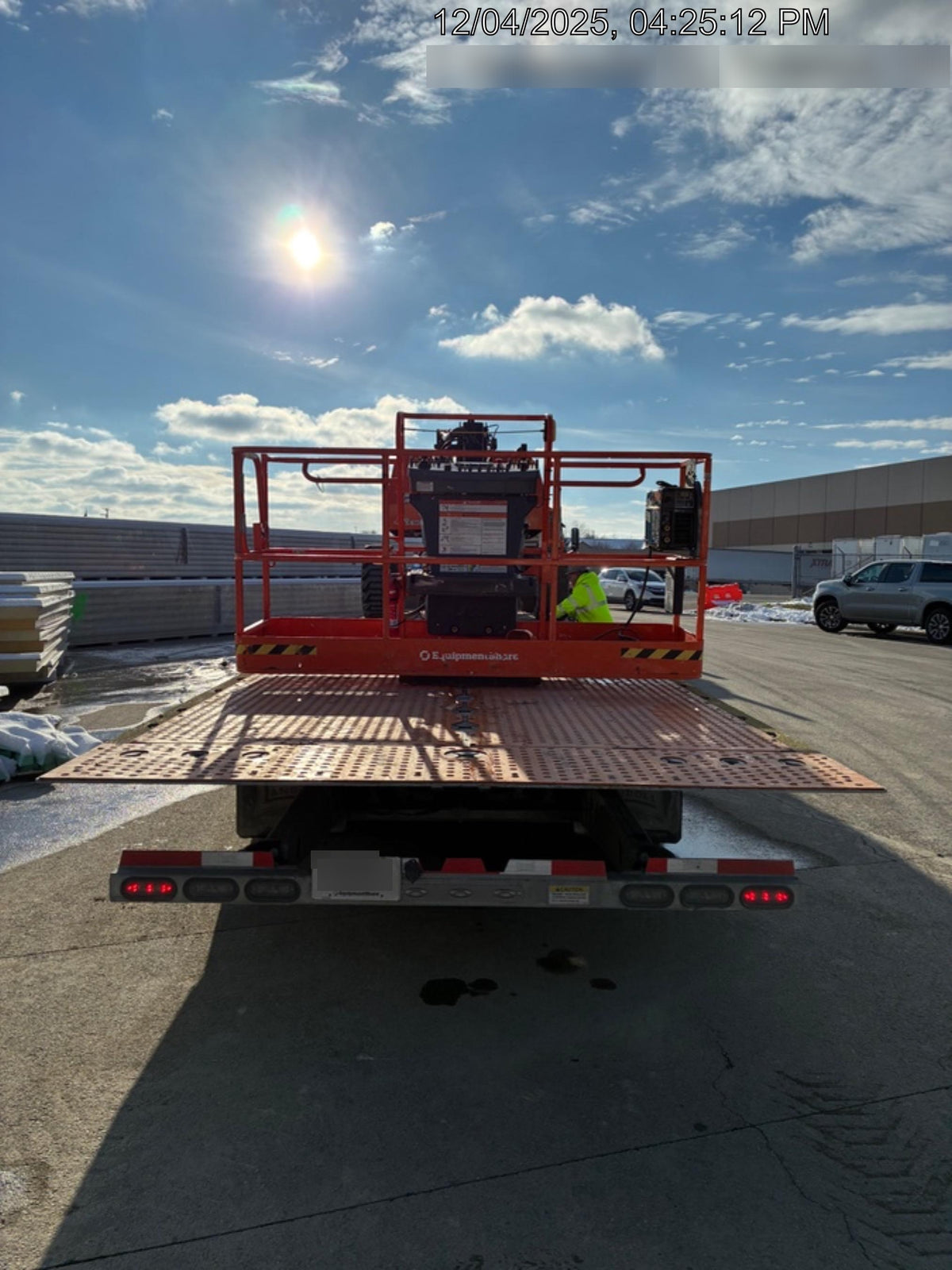 2025 JLG 660SJ