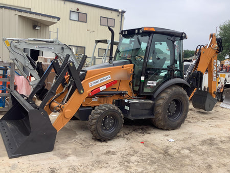 2022 CASE 580N EP - Extendable Backhoe