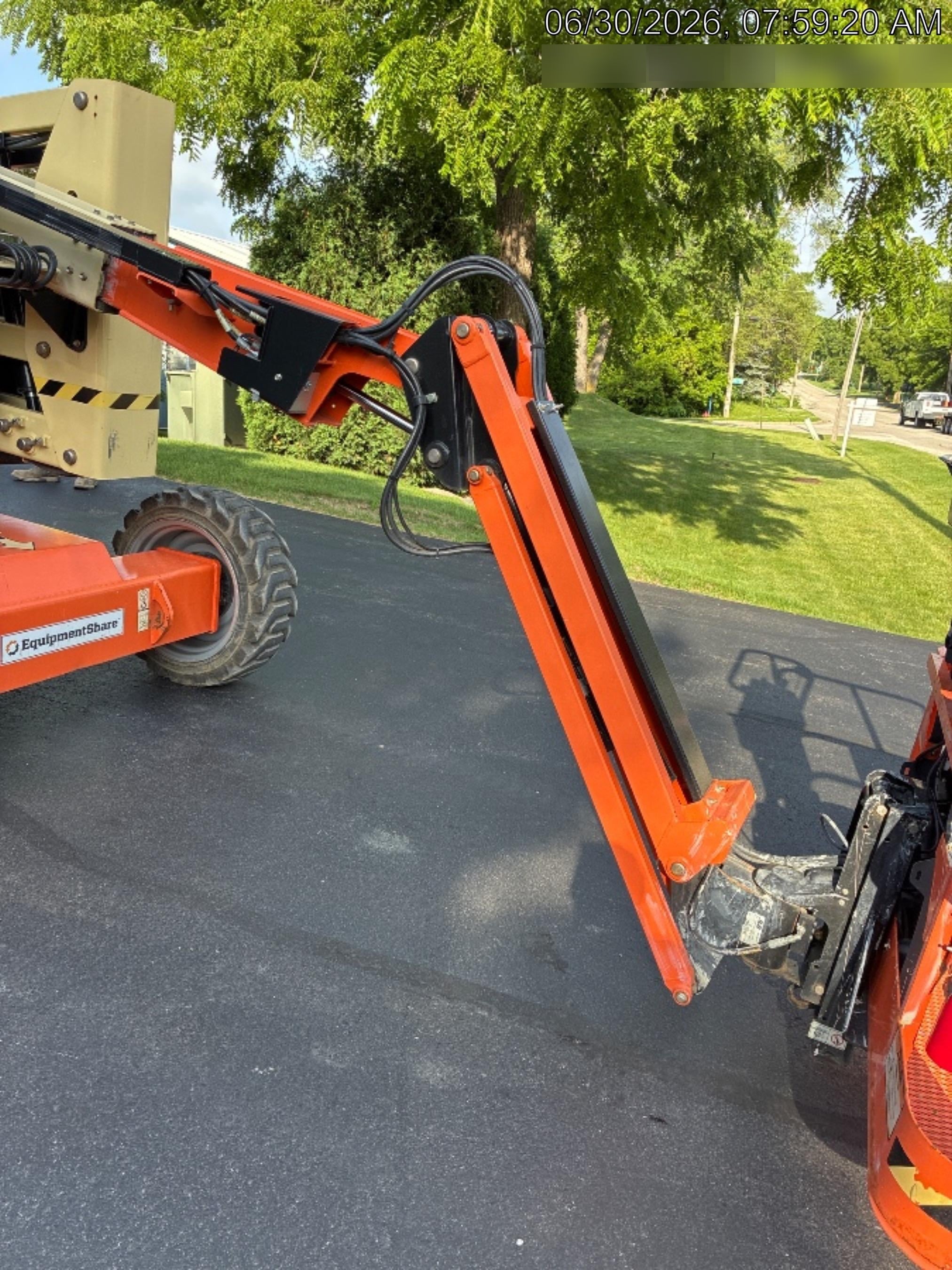 2022 JLG 340AJ