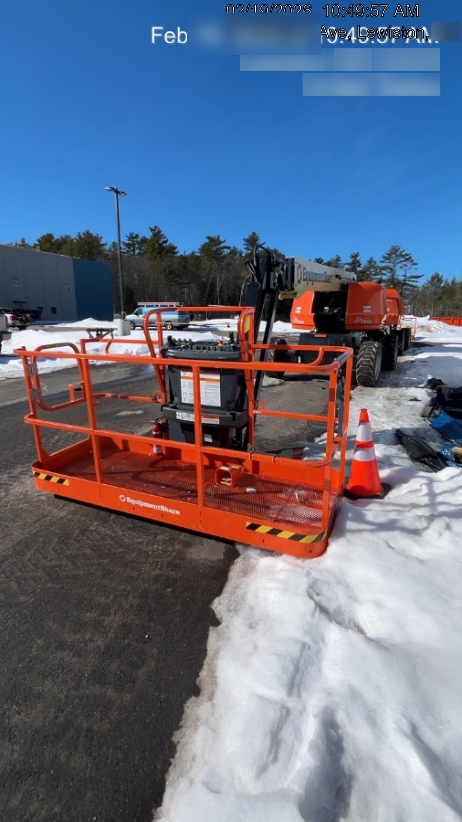 2025 JLG 660SJ