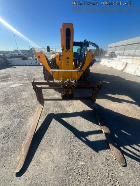 2024 JLG 1001275853