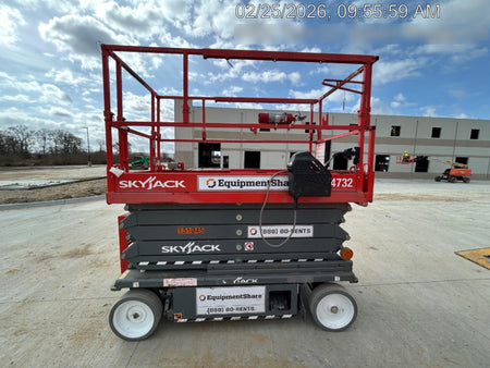 2021 SKYJACK SJ4732