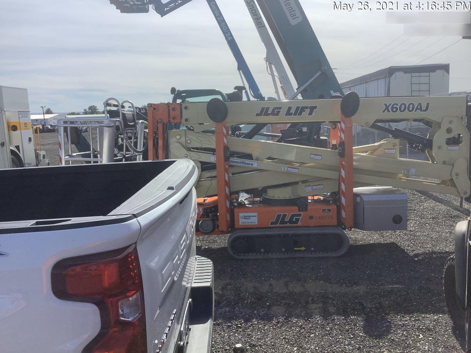 2021 JLG X600AJ