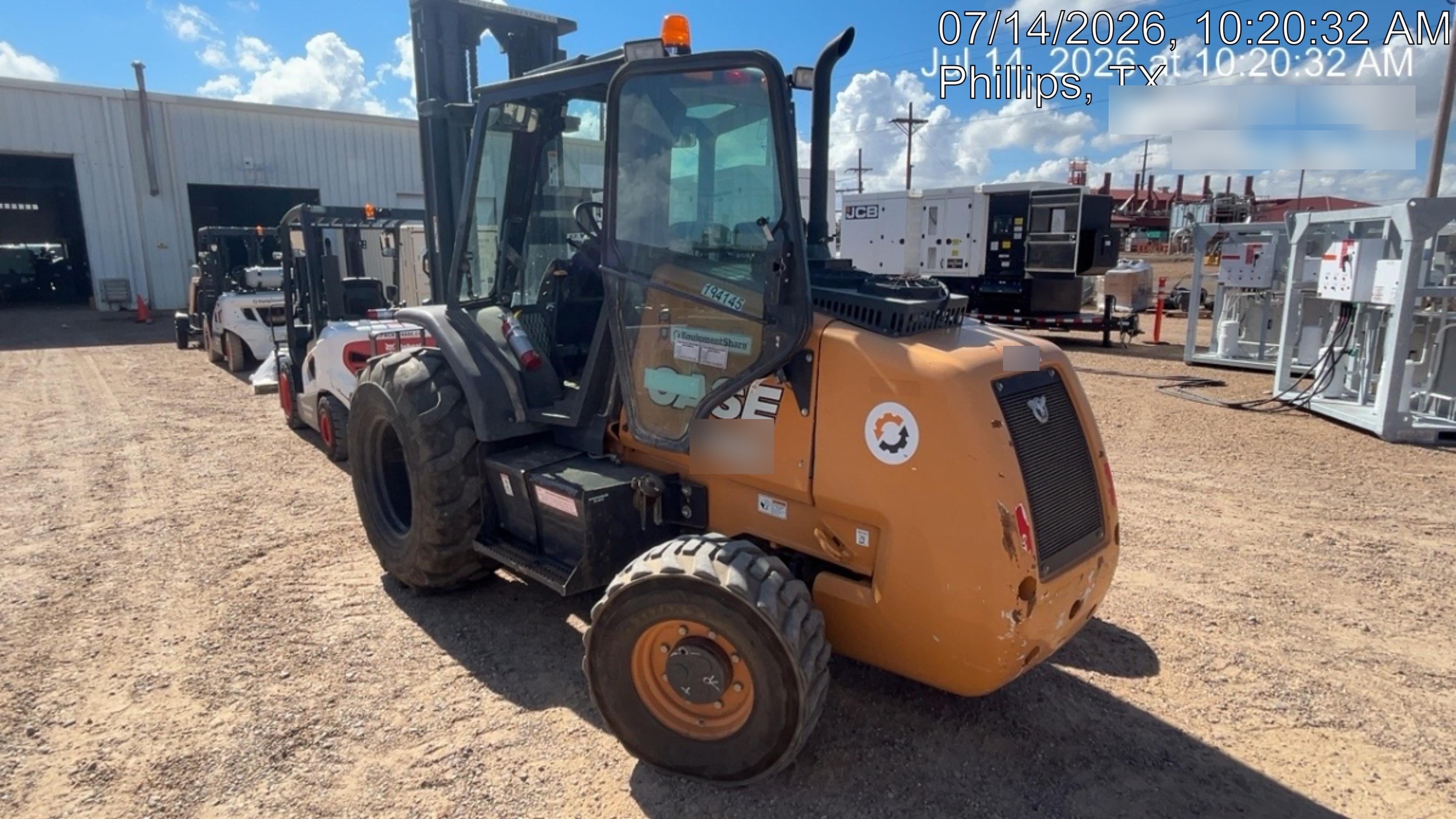 2021 CASE 588H