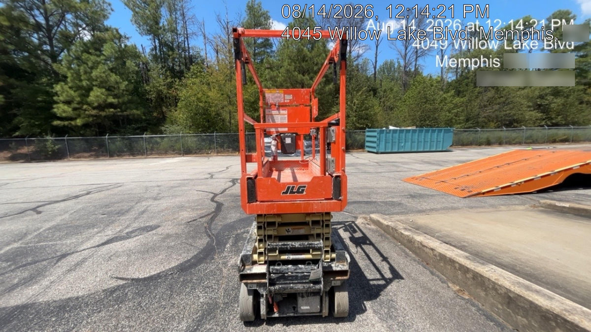 2025 JLG ES1932