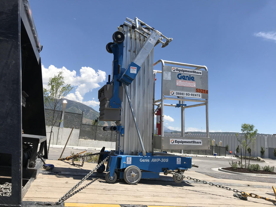 2019 GENIE AWP-30S