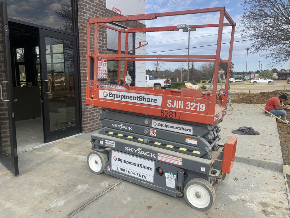 2019 Skyjack SJIII-3219 Standard Options, Trojan Batteries