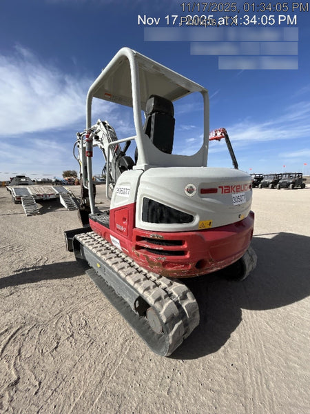 2023 TAKEUCHI TB250-2R