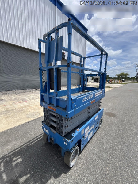 2020 Genie GS-1930 Solid Non Marking Tires, Beacon, Folding rails with half height swing gate