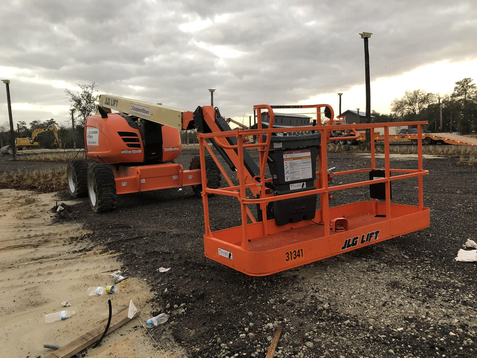 2019 JLG 600AJ