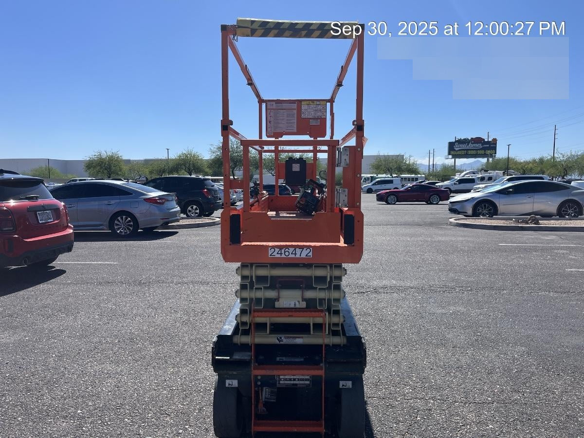 2022 JLG ES2632