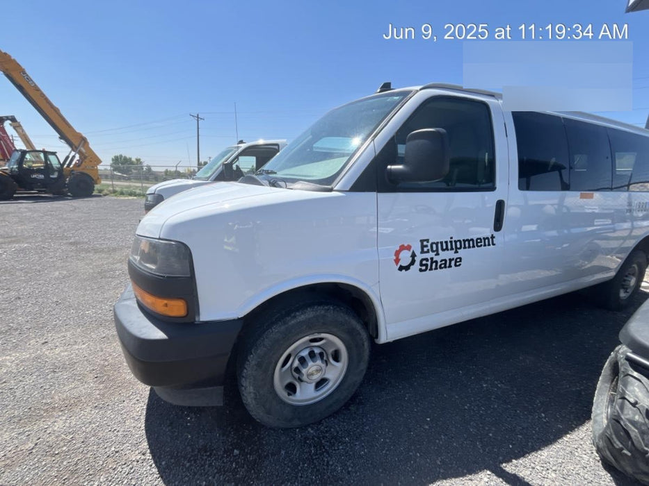2023 CHEVROLET Express Van - Rental