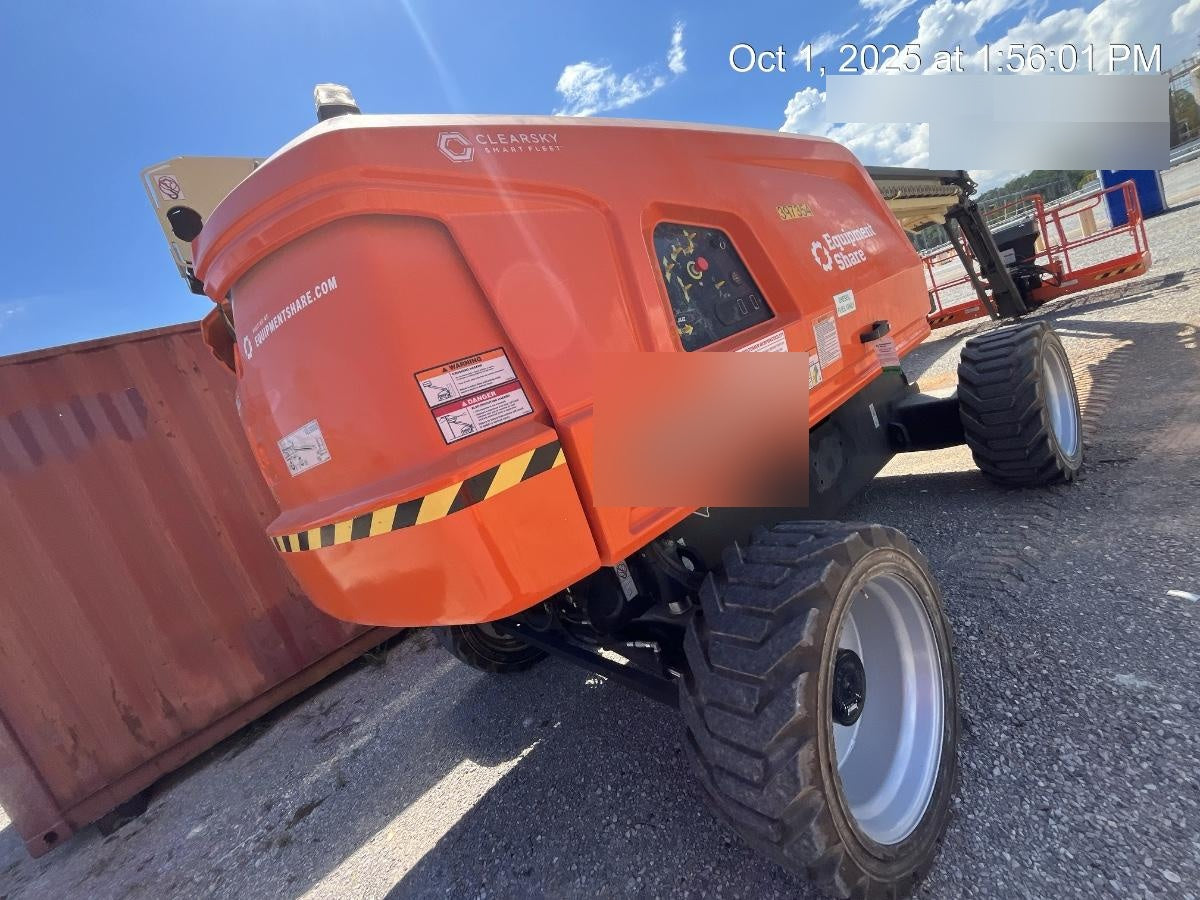 2024 JLG 660SJ