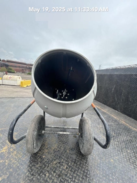 2023 KLUTCH Concrete Mixer 3.5