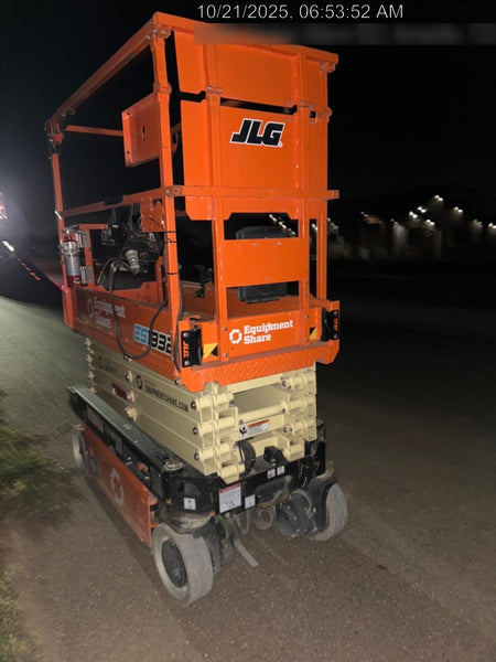 2022 JLG ES1932