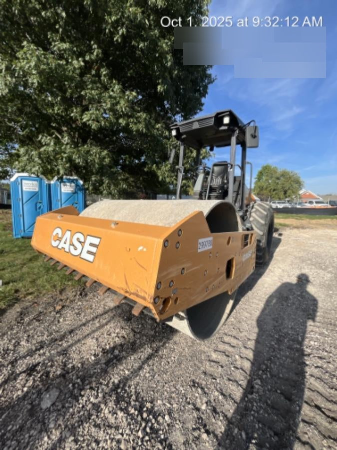 2023 CASE SV211E