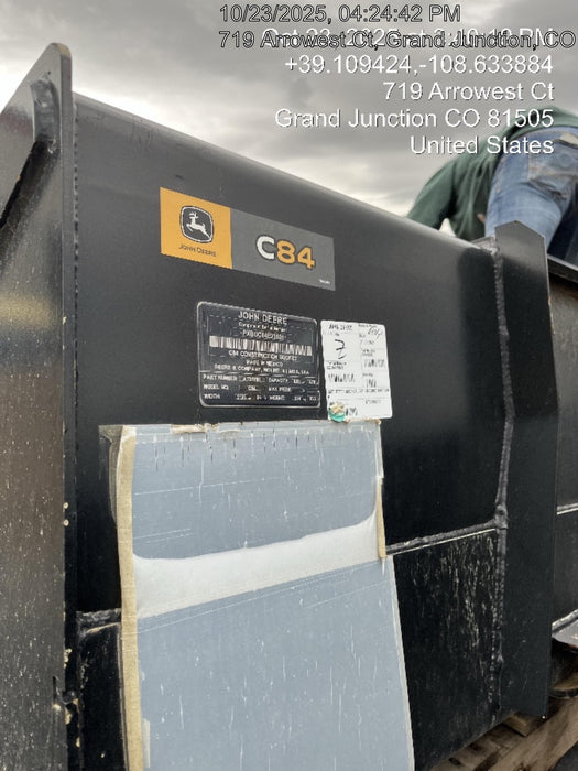 2025 JOHN DEERE 84" Bucket - John Deere