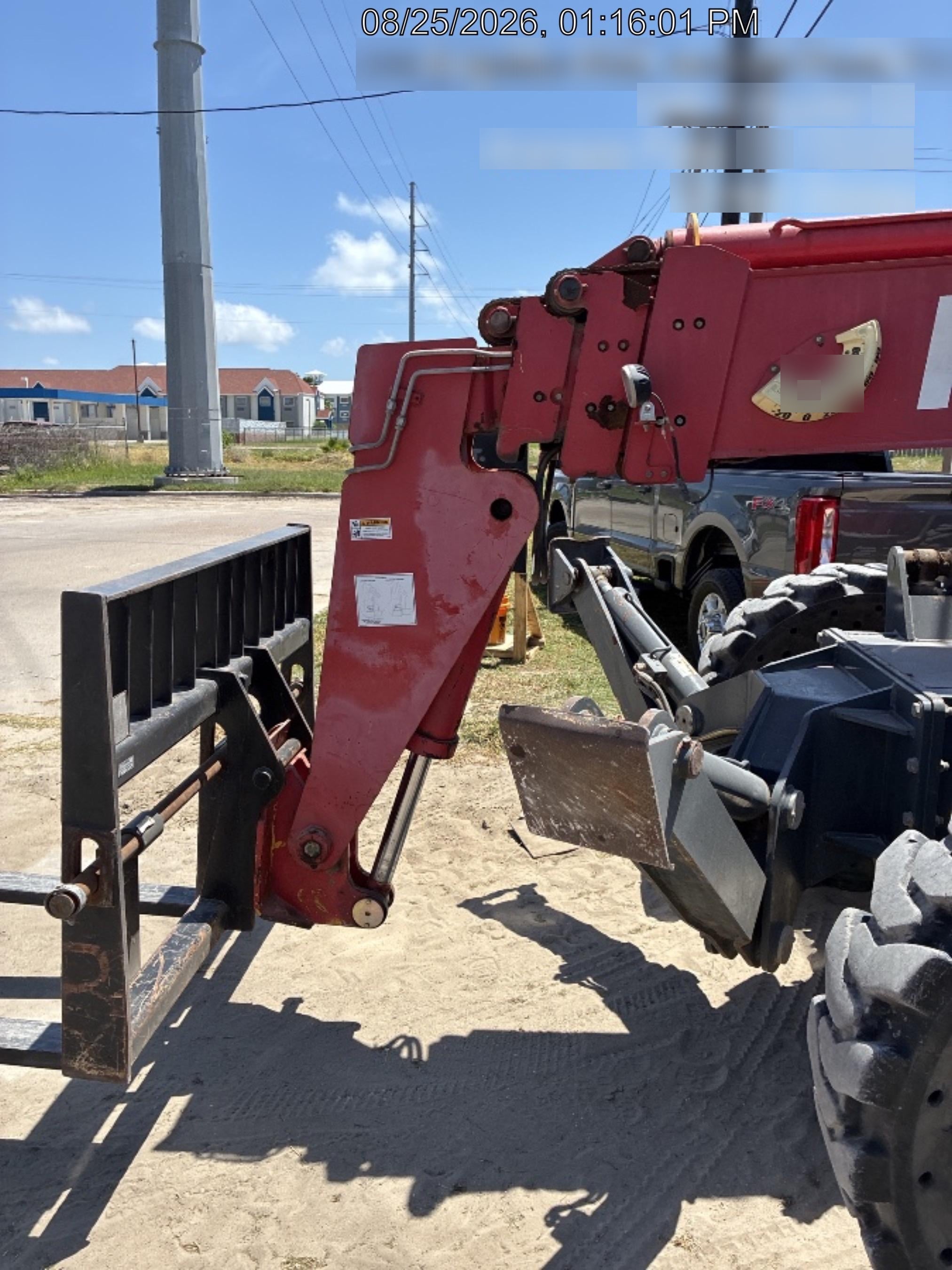 2018 MANITOU MTA10055
