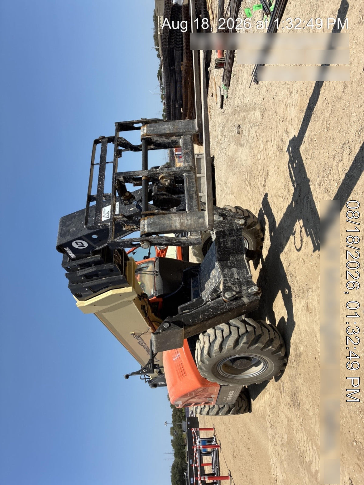 2025 JLG 1075