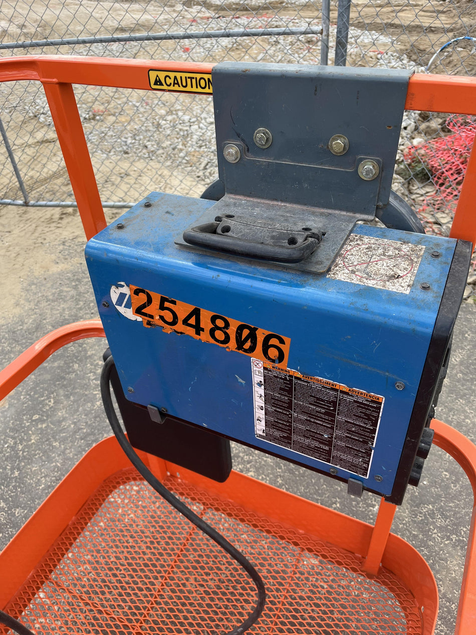 2023 JLG 460SJ