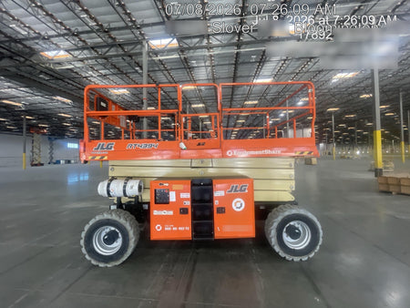 2023 JLG RT4394