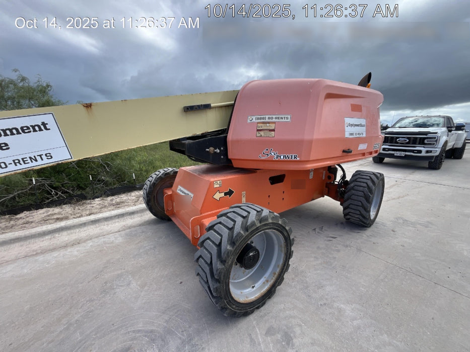2018 JLG 660SJ
