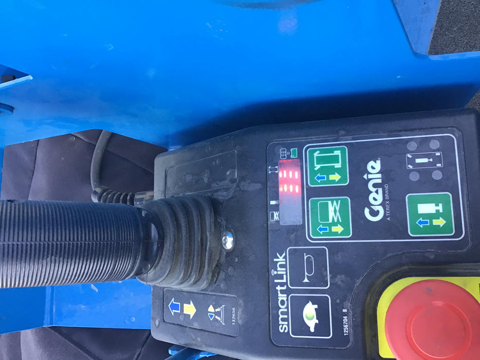 2020 Genie GS-3232 Standard, Folding half height swing gate