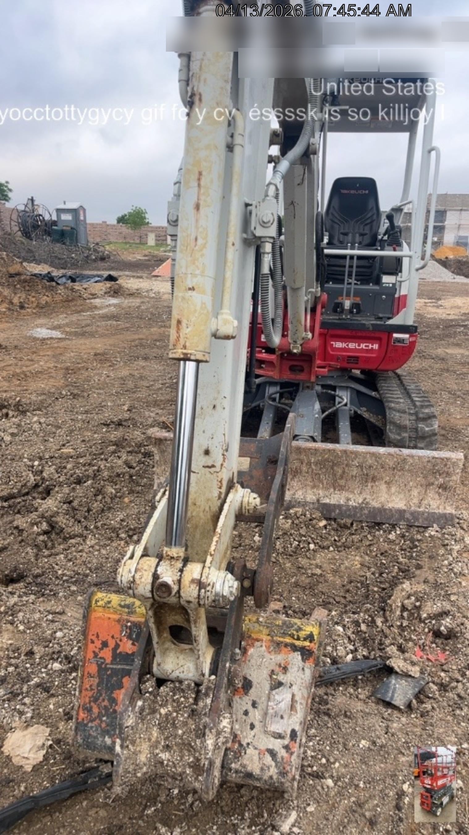 2024 TAKEUCHI TB235-2R